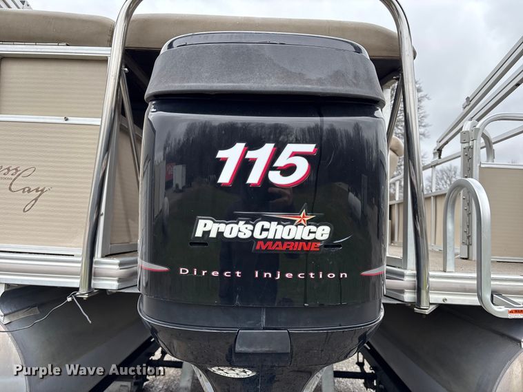 image for item FB3572 2008 Cypress cay  Cozumel 220 pontoon boat