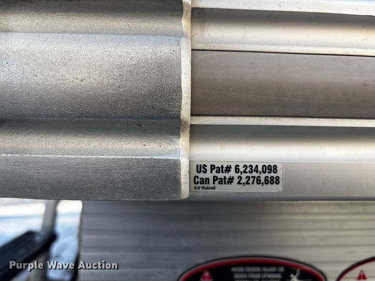 image for item FB3572 2008 Cypress cay  Cozumel 220 pontoon boat