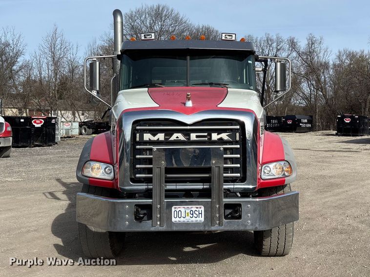 image for item FB3587 2015 Mack GU813 rollback truck
