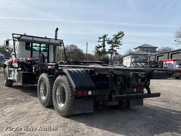 image for item FB3587 2015 Mack GU813 rollback truck