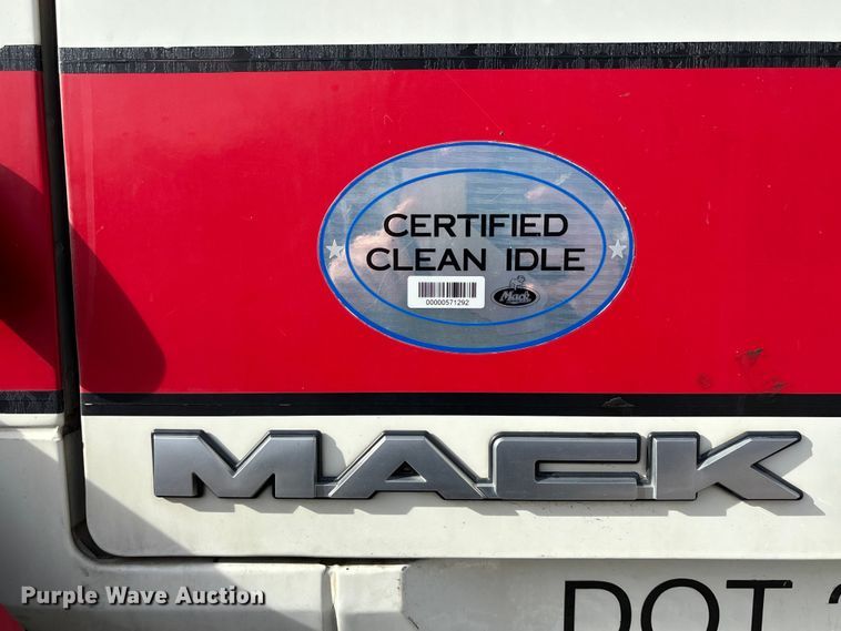 image for item FB3587 2015 Mack GU813 rollback truck