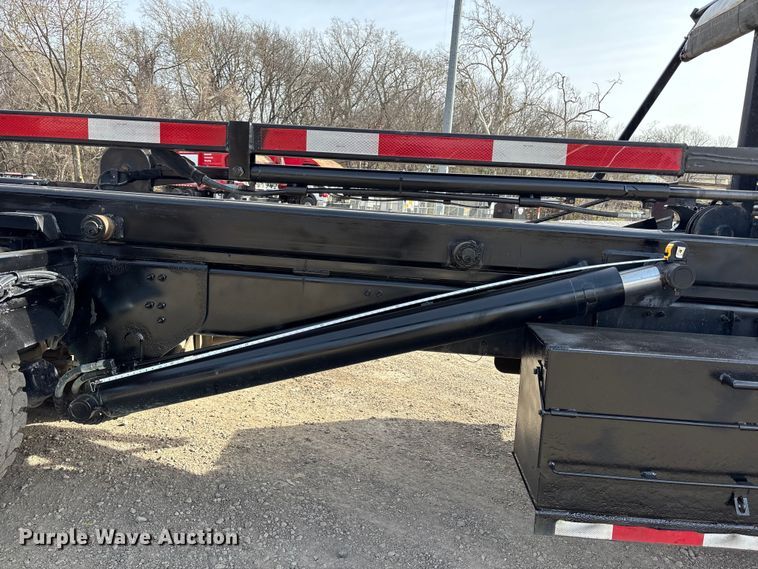 image for item FB3587 2015 Mack GU813 rollback truck