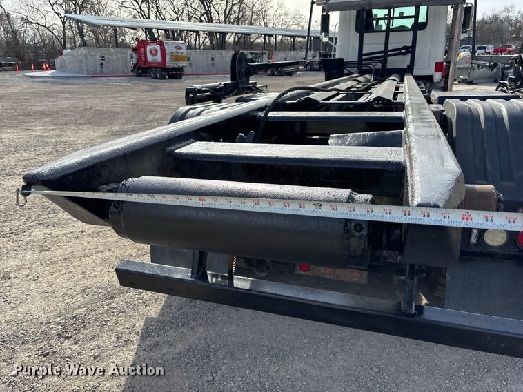 image for item FB3587 2015 Mack GU813 rollback truck