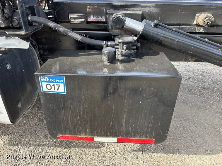 image for item FB3587 2015 Mack GU813 rollback truck