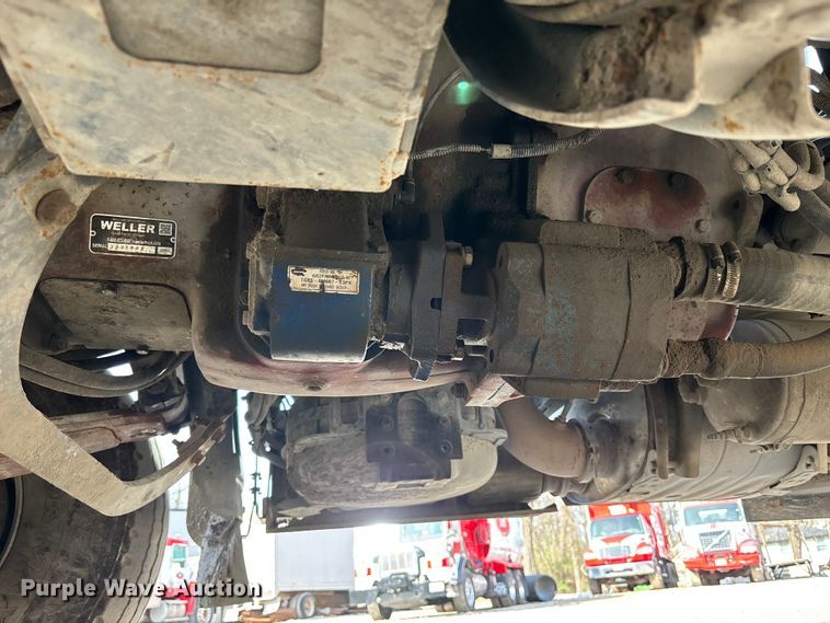 image for item FB3587 2015 Mack GU813 rollback truck