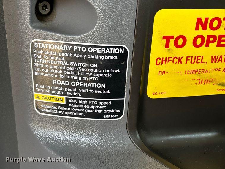 image for item FB3587 2015 Mack GU813 rollback truck