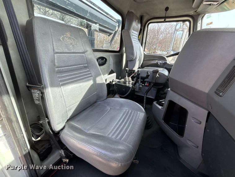 image for item FB3587 2015 Mack GU813 rollback truck