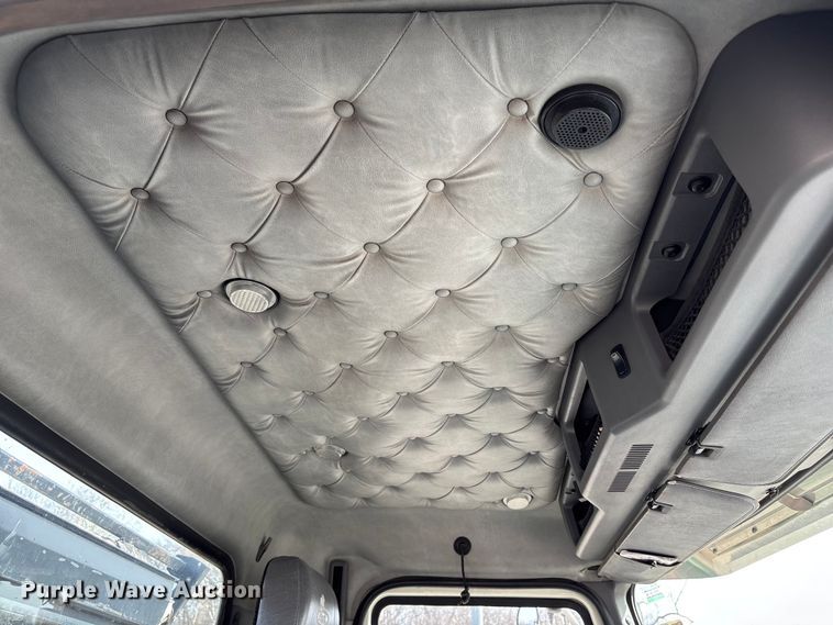 image for item FB3587 2015 Mack GU813 rollback truck