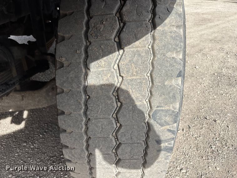 image for item FB3587 2015 Mack GU813 rollback truck