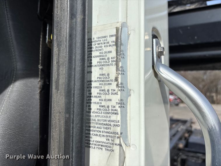 image for item FB3587 2015 Mack GU813 rollback truck