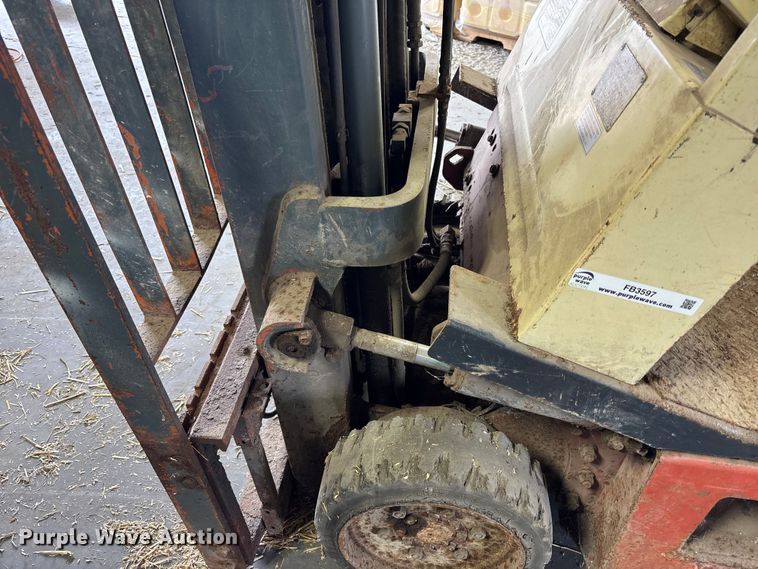 image for item FB3597 Nissan 30 forklift
