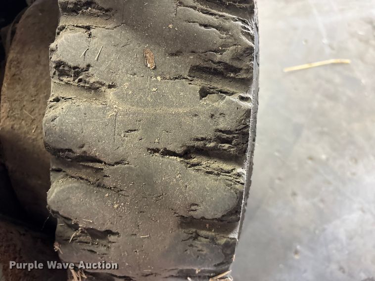 image for item FB3597 Nissan 30 forklift