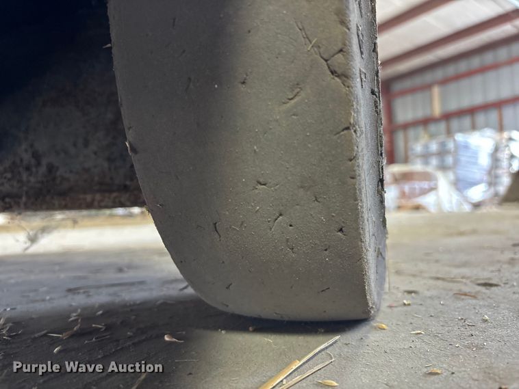 image for item FB3597 Nissan 30 forklift