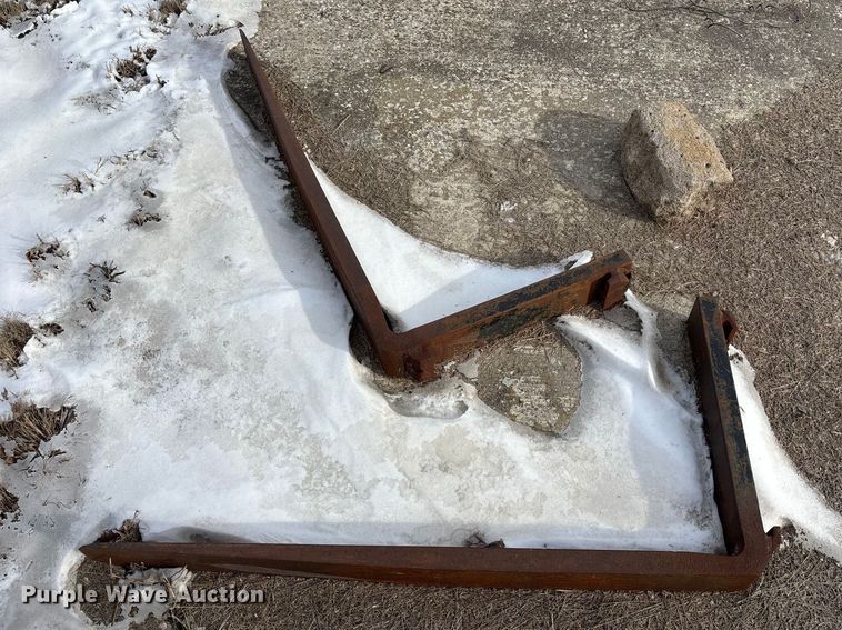 image for item FB3597 Nissan 30 forklift