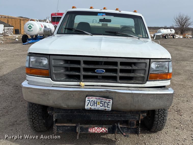 image for item FB3598 1993 Ford F350 XL utility bed pickup truck