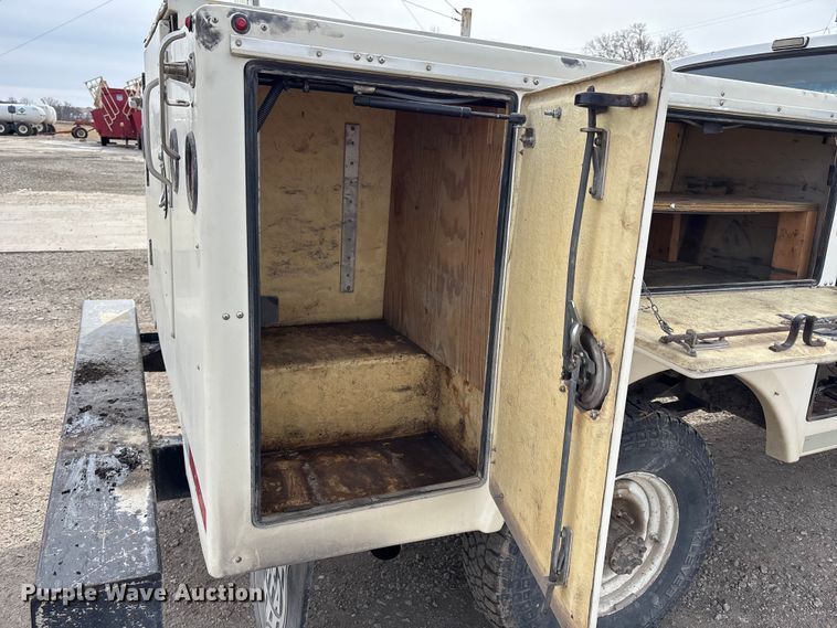 image for item FB3598 1993 Ford F350 XL utility bed pickup truck