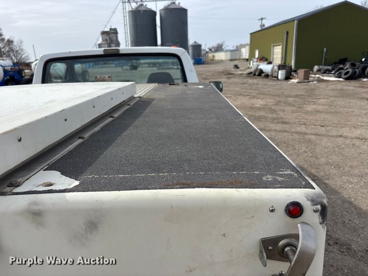 image for item FB3598 1993 Ford F350 XL utility bed pickup truck