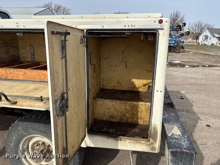 image for item FB3598 1993 Ford F350 XL utility bed pickup truck