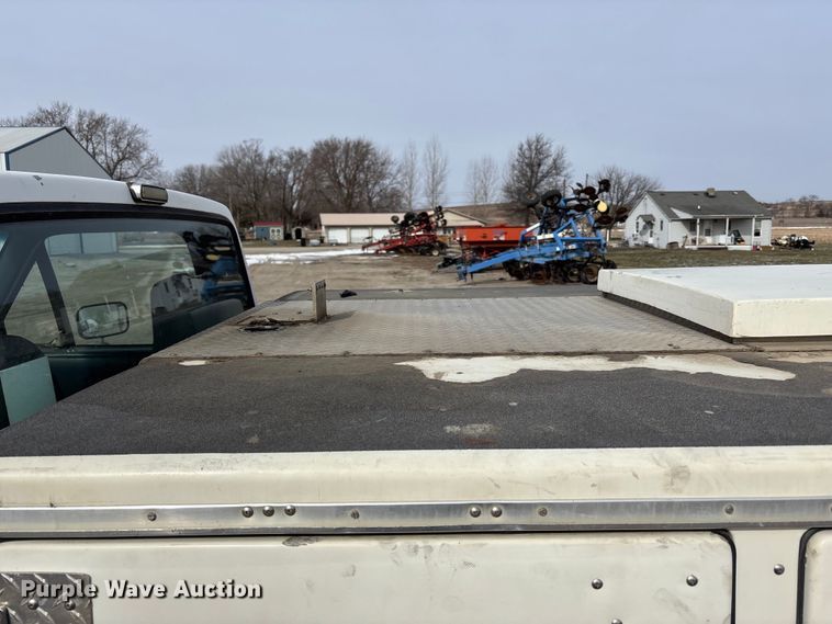 image for item FB3598 1993 Ford F350 XL utility bed pickup truck