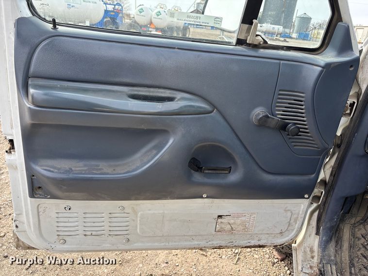 image for item FB3598 1993 Ford F350 XL utility bed pickup truck