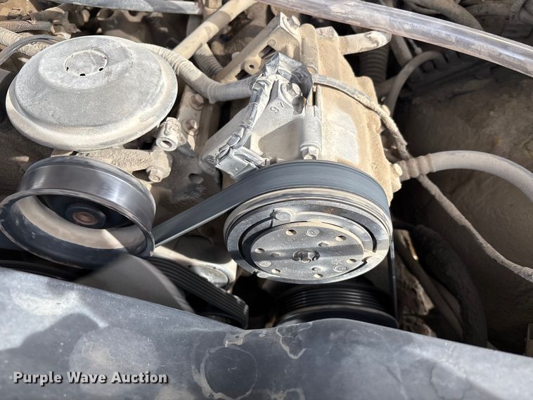 image for item FB3598 1993 Ford F350 XL utility bed pickup truck