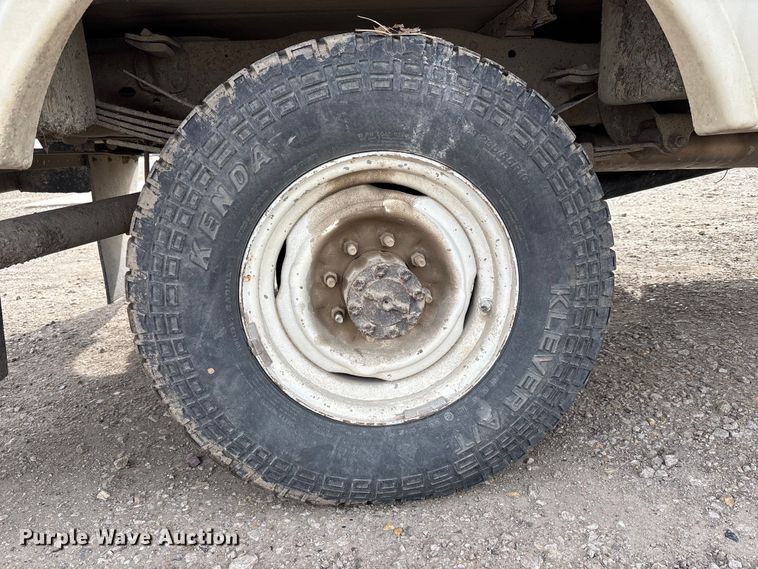 image for item FB3598 1993 Ford F350 XL utility bed pickup truck