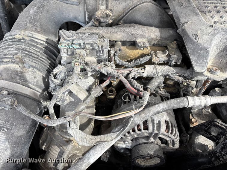 image for item FB3599 2009 Chevrolet Silverado 3500HD pickup truck cab and chassis