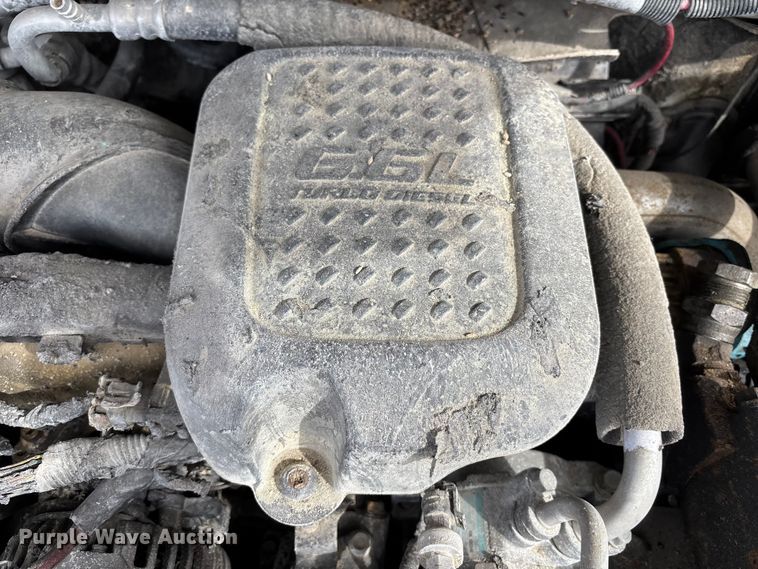 image for item FB3599 2009 Chevrolet Silverado 3500HD pickup truck cab and chassis