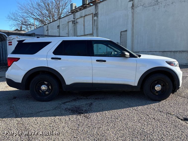 image for item FB3604 2020 Ford Explorer Police SUV
