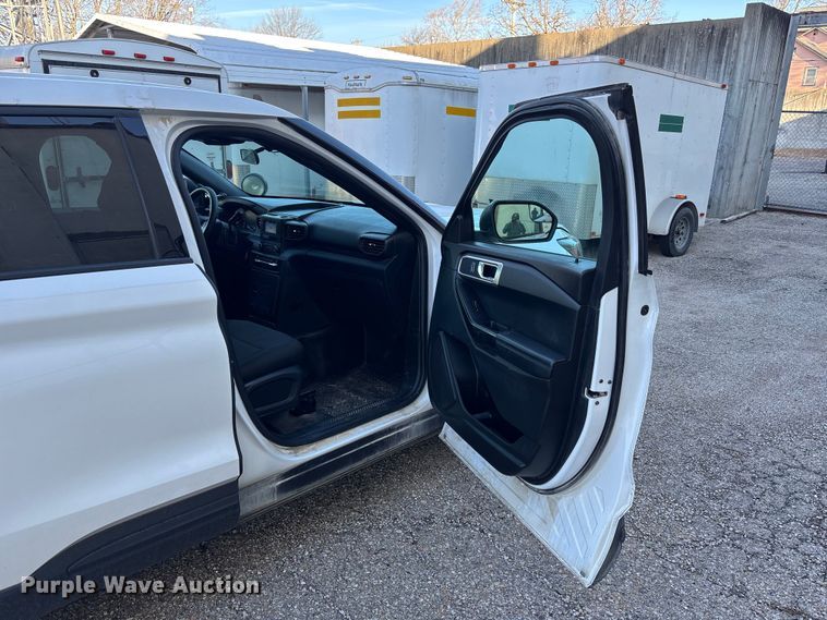 image for item FB3604 2020 Ford Explorer Police SUV