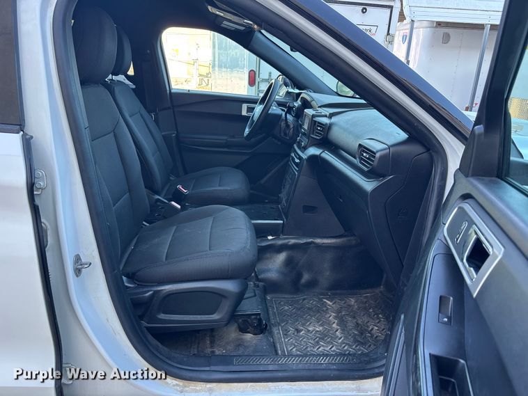 image for item FB3604 2020 Ford Explorer Police SUV