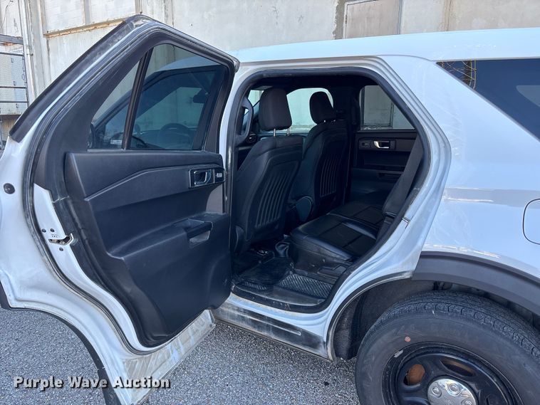image for item FB3604 2020 Ford Explorer Police SUV