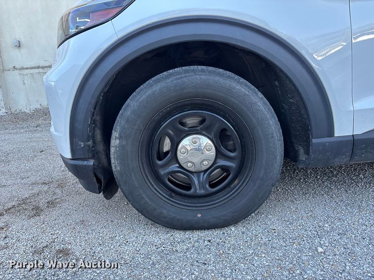 image for item FB3604 2020 Ford Explorer Police SUV