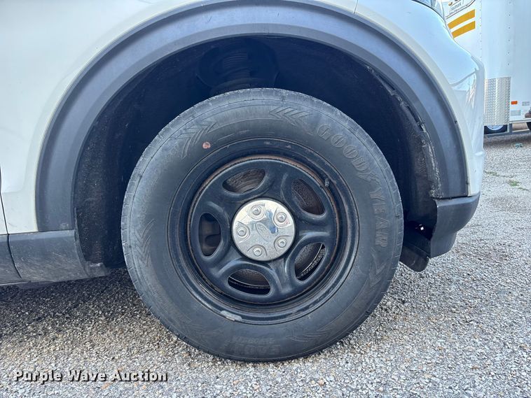 image for item FB3604 2020 Ford Explorer Police SUV