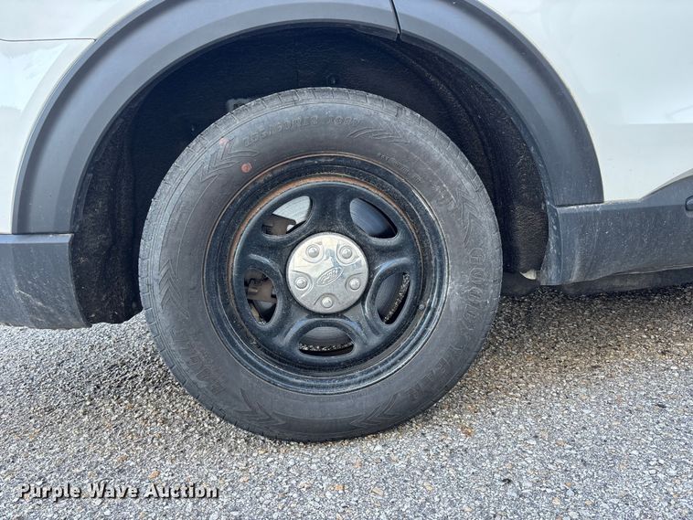 image for item FB3604 2020 Ford Explorer Police SUV