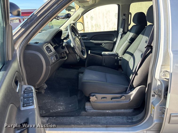 image for item FB3607 2013 Chevrolet Tahoe Police SUV