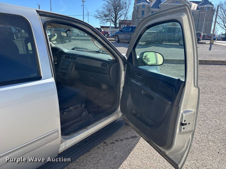 image for item FB3607 2013 Chevrolet Tahoe Police SUV