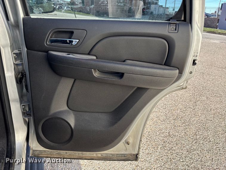 image for item FB3607 2013 Chevrolet Tahoe Police SUV