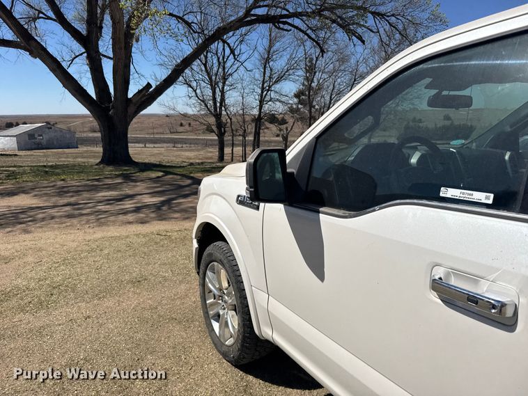 image for item FB7088 2018 Ford F150 Platinum Crew Cab pickup truck