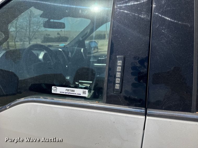 image for item FB7088 2018 Ford F150 Platinum Crew Cab pickup truck