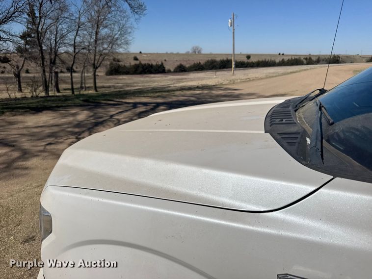 image for item FB7088 2018 Ford F150 Platinum Crew Cab pickup truck