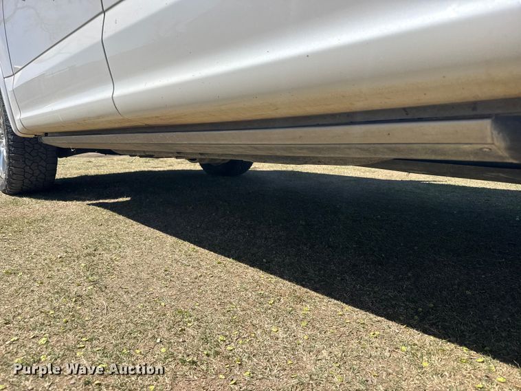 image for item FB7088 2018 Ford F150 Platinum Crew Cab pickup truck