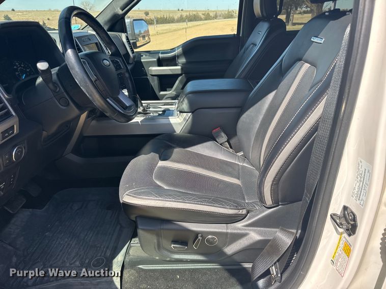 image for item FB7088 2018 Ford F150 Platinum Crew Cab pickup truck