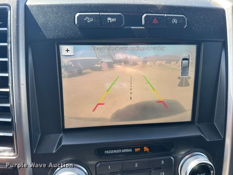 image for item FB7088 2018 Ford F150 Platinum Crew Cab pickup truck