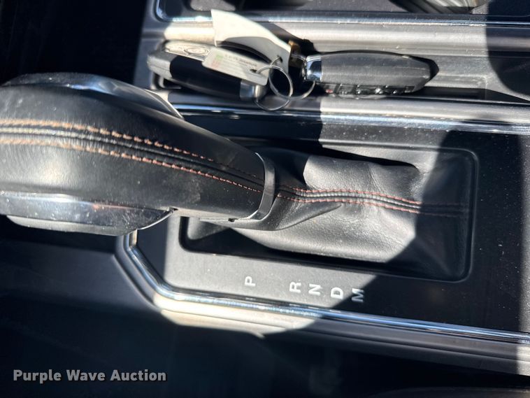 image for item FB7088 2018 Ford F150 Platinum Crew Cab pickup truck