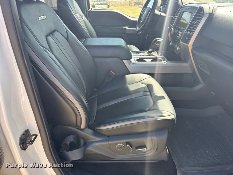 image for item FB7088 2018 Ford F150 Platinum Crew Cab pickup truck