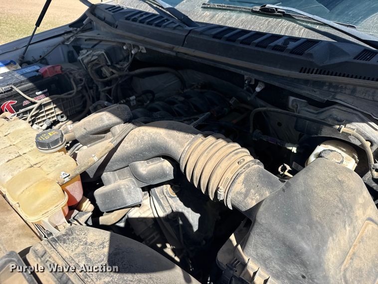 image for item FB7088 2018 Ford F150 Platinum Crew Cab pickup truck