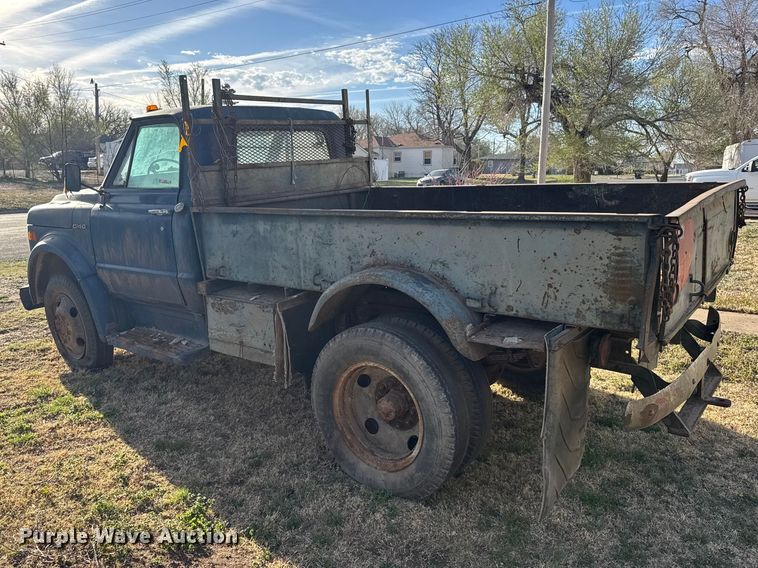 image for item FB7093 1969 Chevrolet C/40 flatbed truck