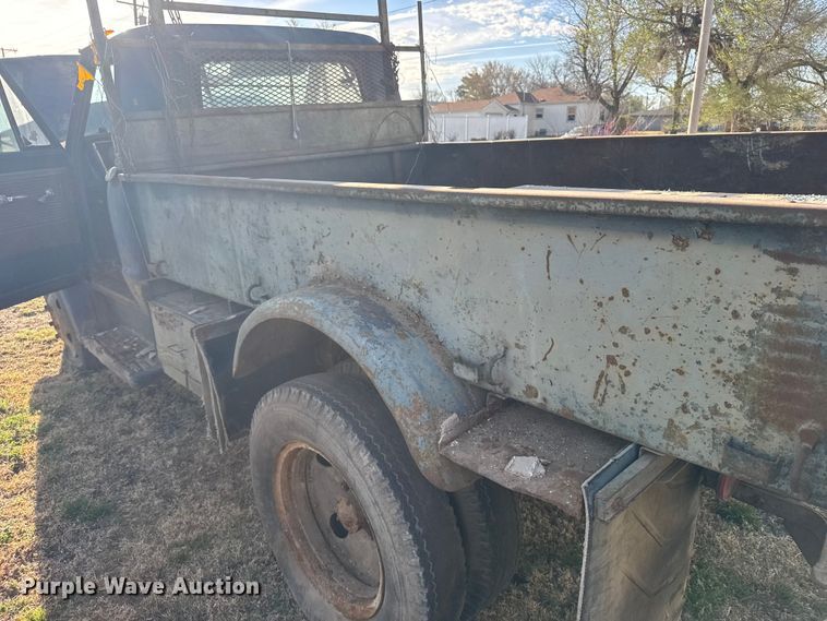 image for item FB7093 1969 Chevrolet C/40 flatbed truck