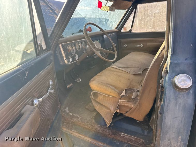 image for item FB7093 1969 Chevrolet C/40 flatbed truck